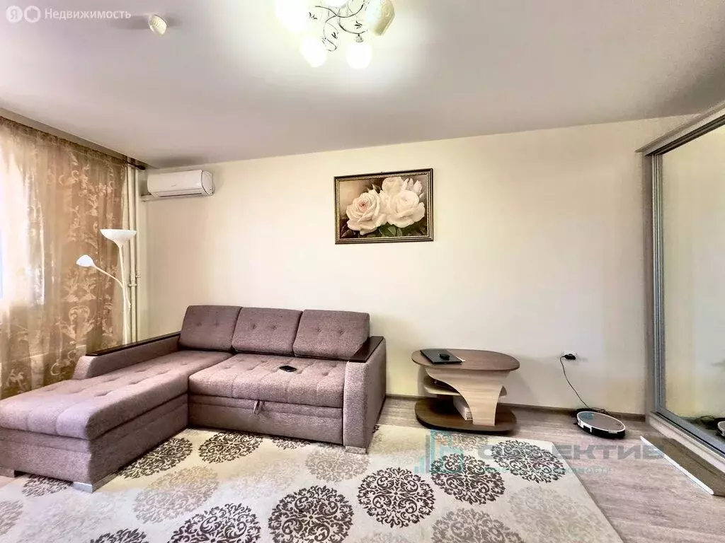 2-комнатная квартира: Новороссийск, проспект Ленина, 52А (61 м) - Фото 1