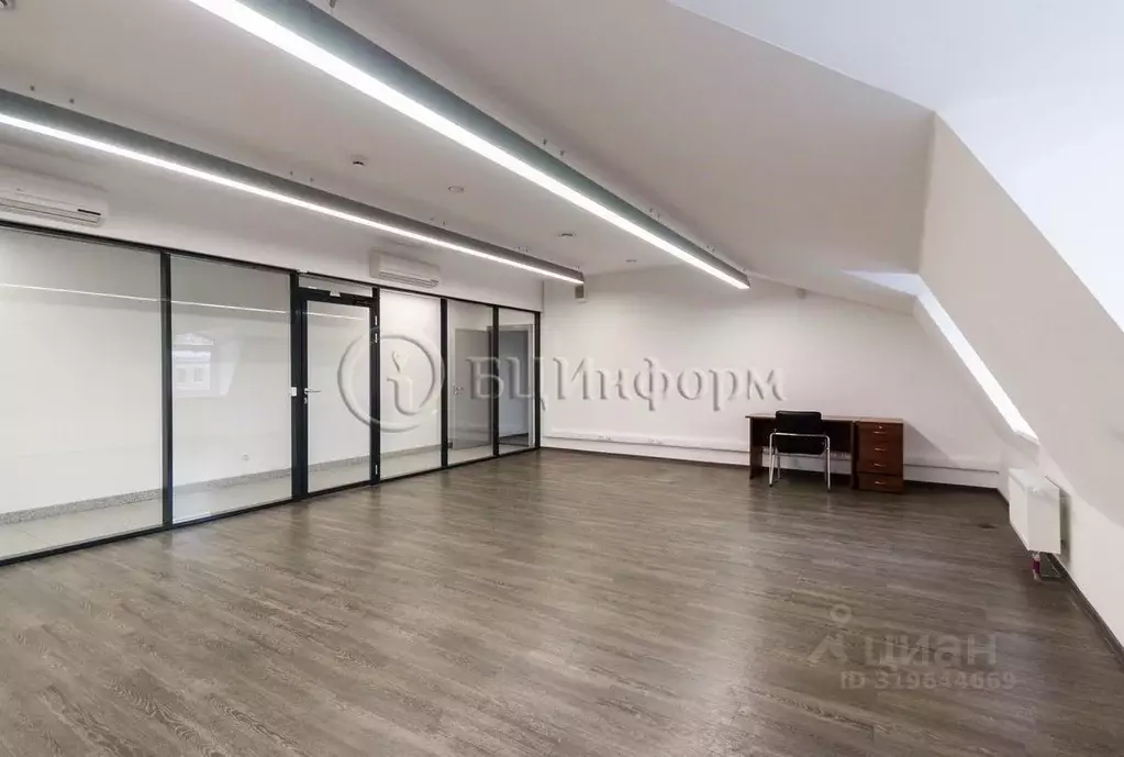 Офис в Санкт-Петербург ул. Чайковского, 29 (360 м) - Фото 1