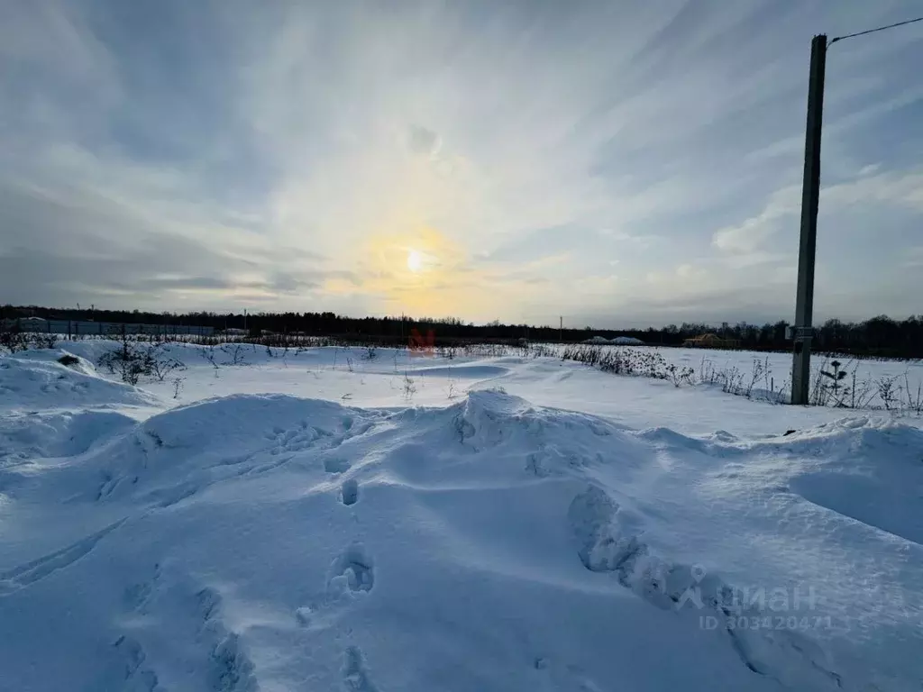 Участок в Тюменская область, Тюменский район, д. Малиновка  (170.0 ... - Фото 0