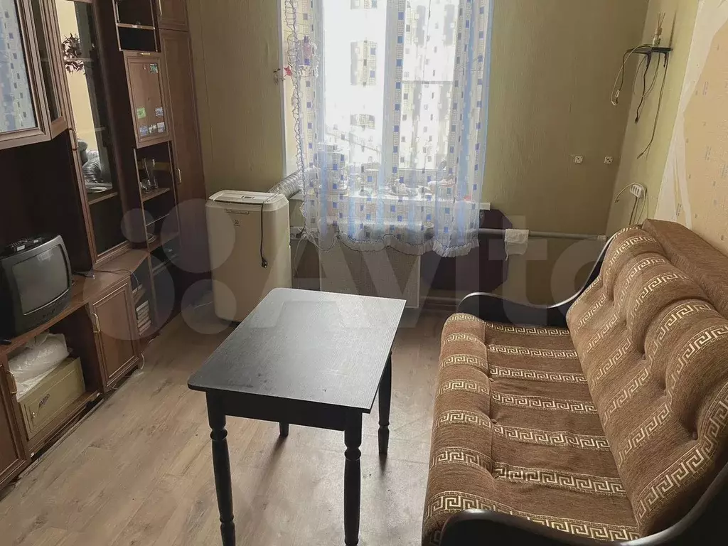 Комната 24 м в 7-к., 3/4 эт. - Фото 0