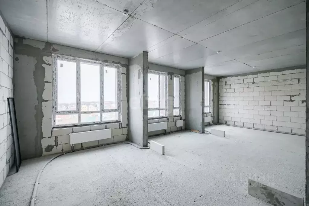 2-к кв. Ульяновская область, Ульяновск ул. Федерации, 130 (81.1 м) - Фото 1