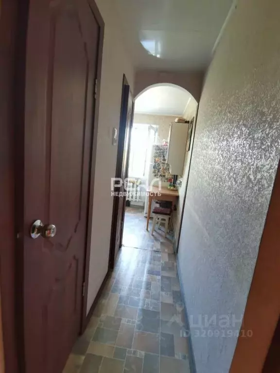 3-к кв. Ленинградская область, Гатчина ул. Гагарина, 25 (47.1 м) - Фото 2