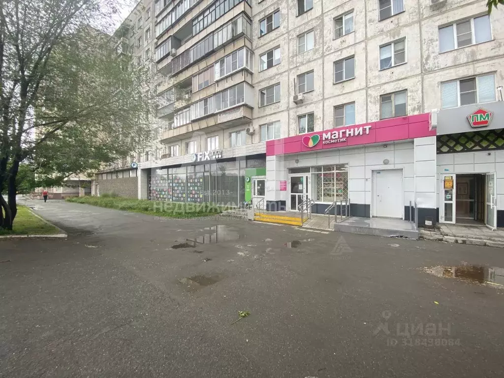 Торговая площадь в Челябинская область, Челябинск ул. Богдана ... - Фото 0