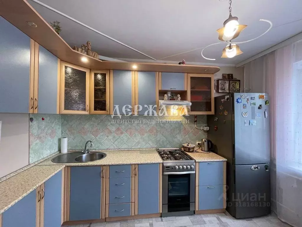 2-к кв. Белгородская область, Старый Оскол Весенний мкр, 18 (51.17 м) - Фото 0
