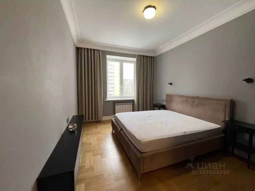 3-к кв. Москва ул. Пырьева, 4К1 (80.0 м) - Фото 1