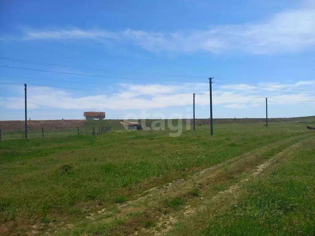 Участок в Крым, Сакский район, с. Митяево ул. Алиме Абденнановой, 26 ... - Фото 1