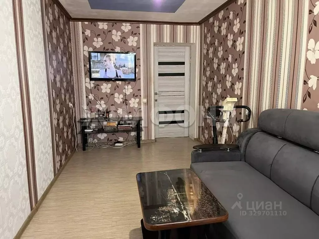 3-к кв. Брянская область, Дятьково 12-й мкр, 1 (58.1 м) - Фото 2
