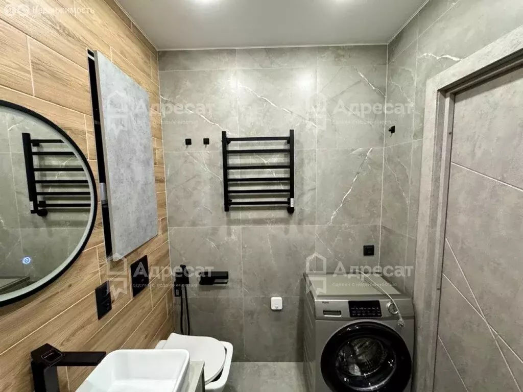 2-комнатная квартира: Волгоград, улица 50 лет Октября, 20А (45 м) - Фото 1