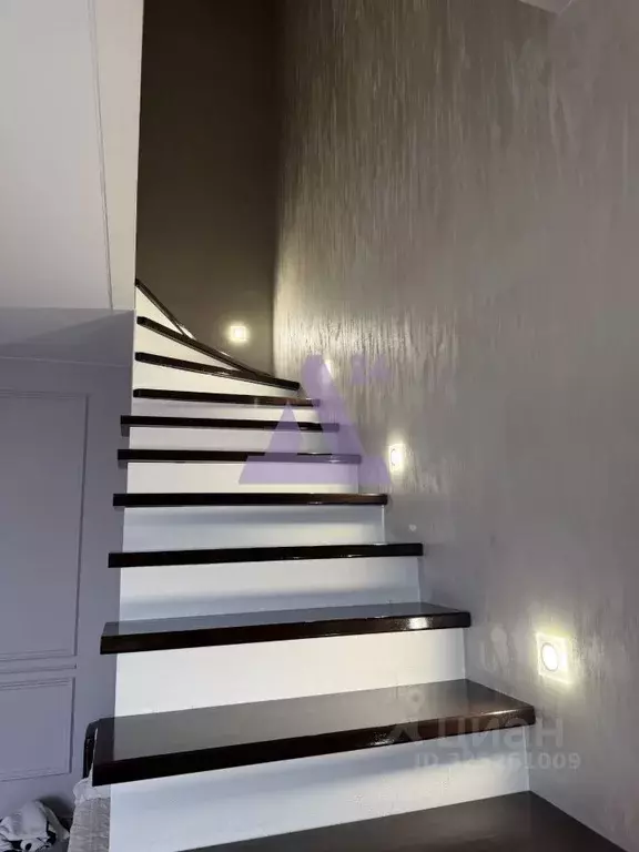 3-к кв. Алтайский край, Барнаул Краевая ул., 255 (80.0 м) - Фото 1