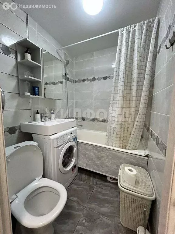 Квартира-студия: Томск, проспект Ленина, 10 (30.5 м) - Фото 0