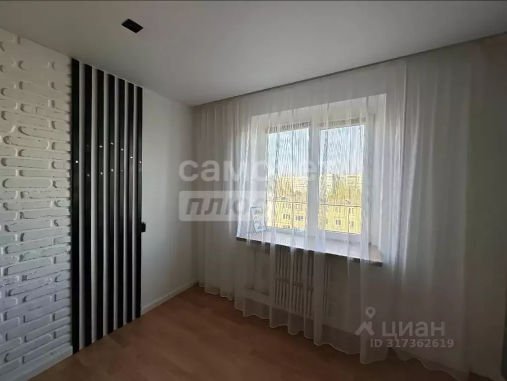 3-к кв. Оренбургская область, Оренбург ул. Сергея Лазо, 17 (66.3 м) - Фото 0