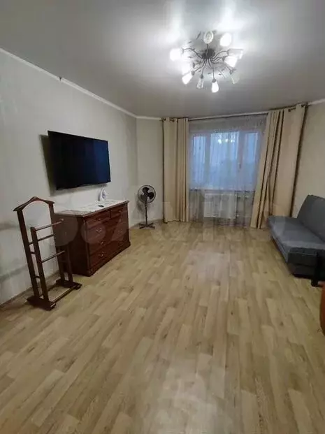 1-к. квартира, 40м, 4/17эт. - Фото 0