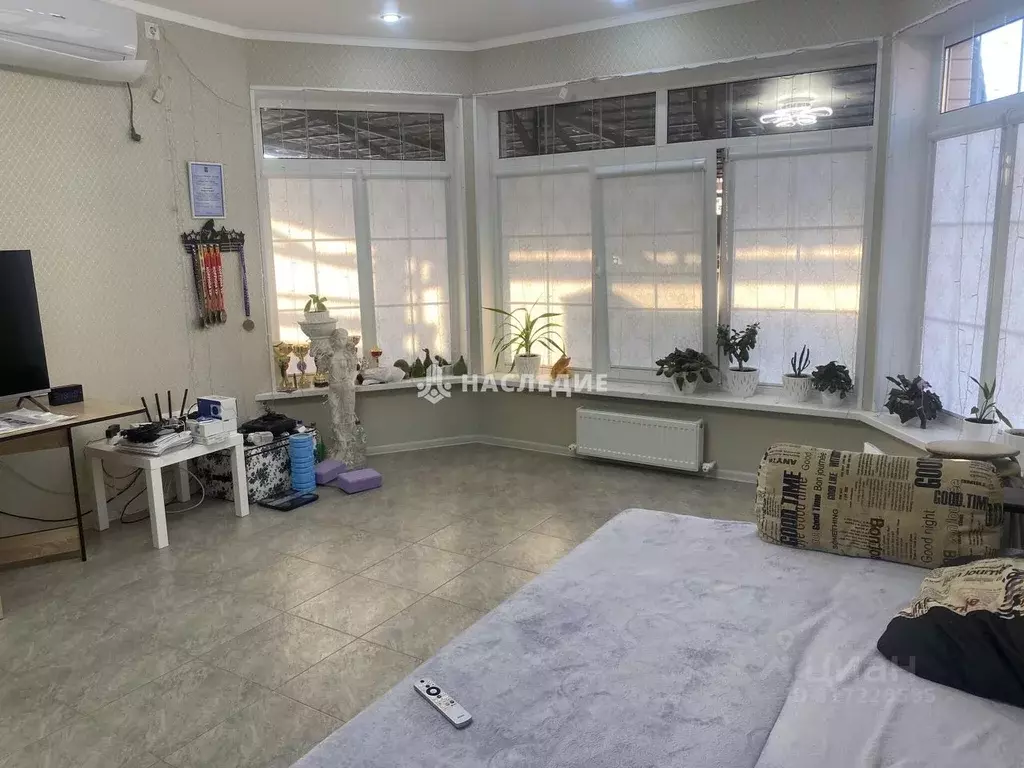 Дом в Ростовская область, Волгодонск Ленинградская ул., 25Л (90 м) - Фото 0