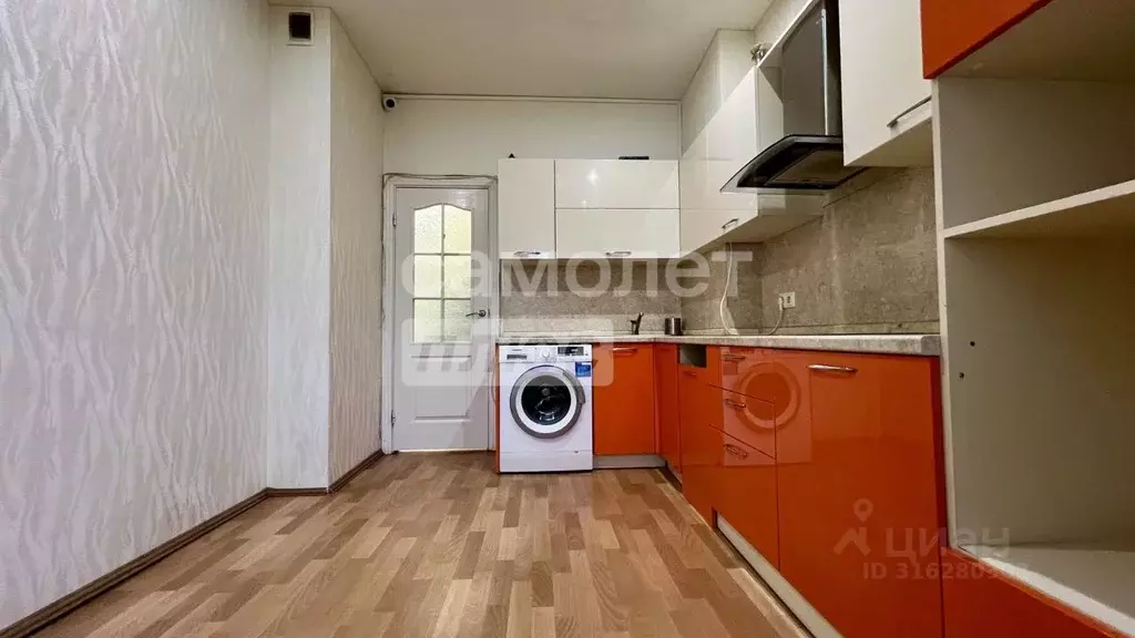 3-к кв. Ханты-Мансийский АО, Нижневартовск Ханты-Мансийская ул., 36А ... - Фото 2