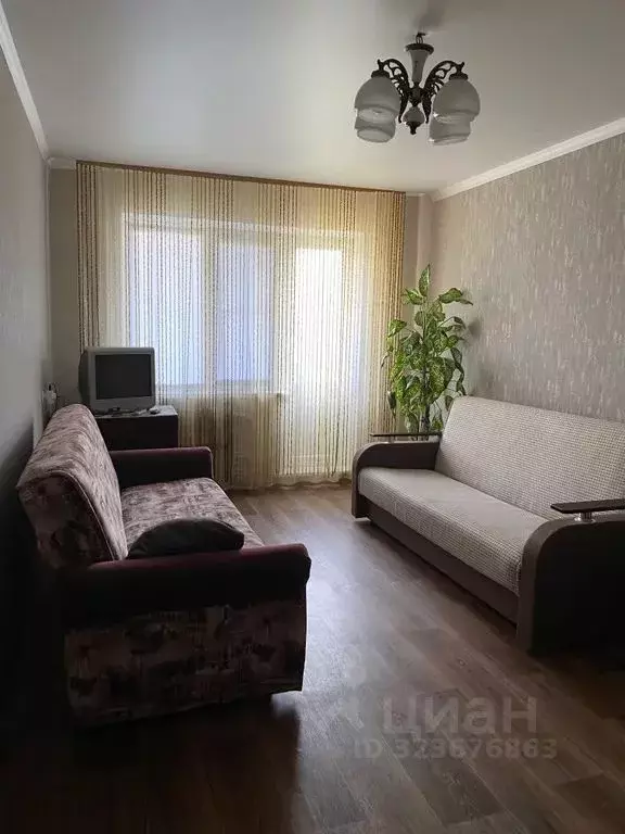 2-к кв. Липецкая область, Елец Юбилейная ул., 19 (50.0 м) - Фото 1