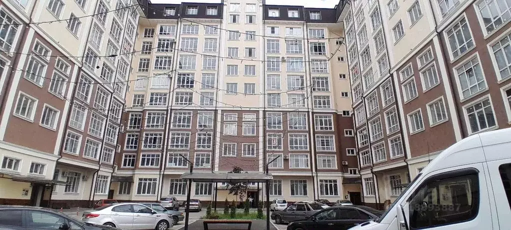 2-к кв. Кабардино-Балкария, Нальчик ул. Тлостанова, 28 (75.0 м) - Фото 0