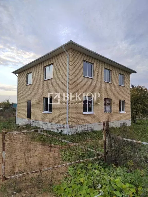 Дом в Костромская область, Красносельский район, Гридинское с/пос, д. ... - Фото 1