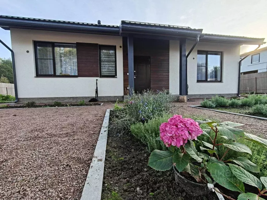 Дом в Ленинградская область, Выборгский район, Полянское с/пос, Улисс ... - Фото 1