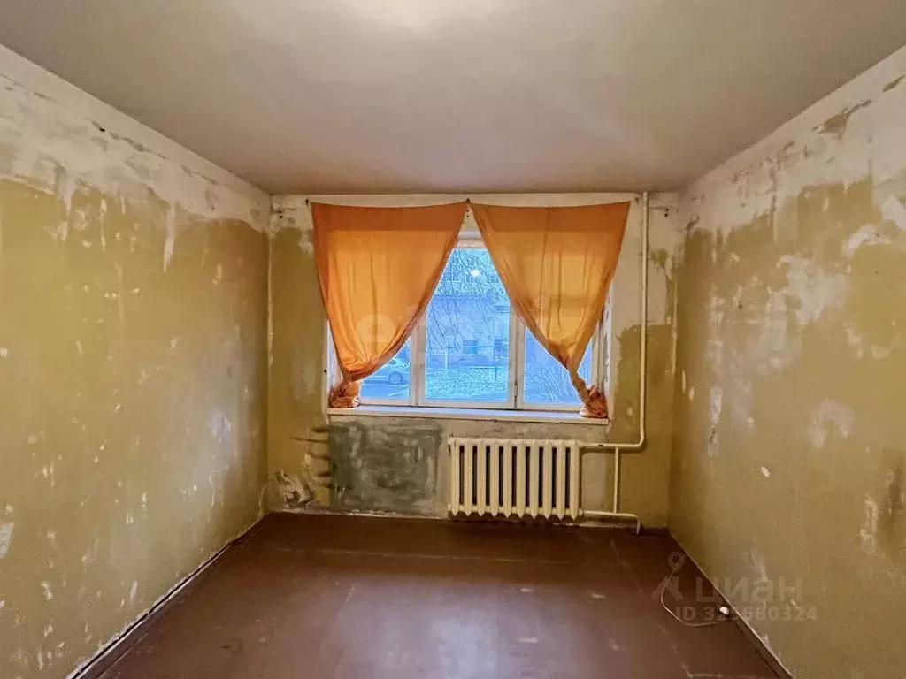 Комната Ленинградская область, Кириши просп. Ленина, 36 (13.0 м) - Фото 1