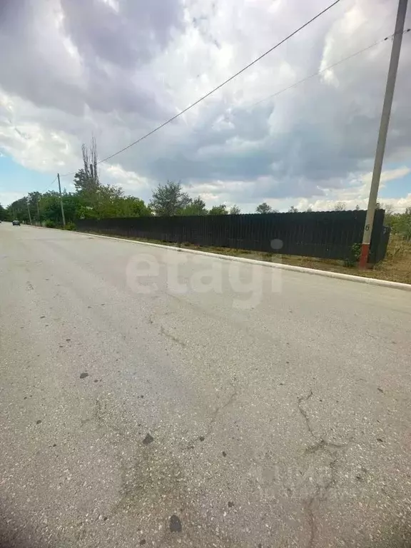 Участок в Крым, Армянск ул. Иванищева (10.0 сот.) - Фото 0