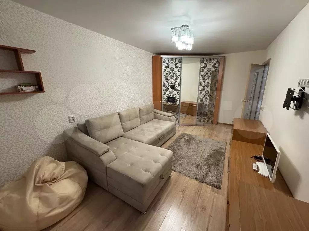 2-к. квартира, 45 м, 2/5 эт. - Фото 0