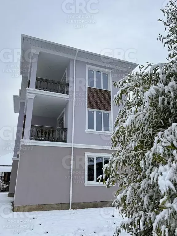 Дом в Краснодарский край, Сириус пгт ул. Апрельская, 22 (355 м) - Фото 0