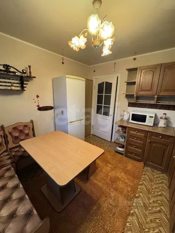 2-к кв. Амурская область, Благовещенск Амурская ул., 156 (68.1 м) - Фото 1