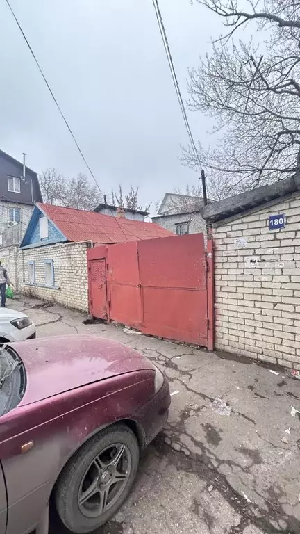 Дом в Саратовская область, Саратов ул. Имени Е.И. Пугачева (13 м) - Фото 1