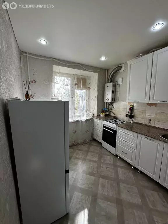1-комнатная квартира: Октябрьский, 21-й микрорайон, 13 (31 м) - Фото 1