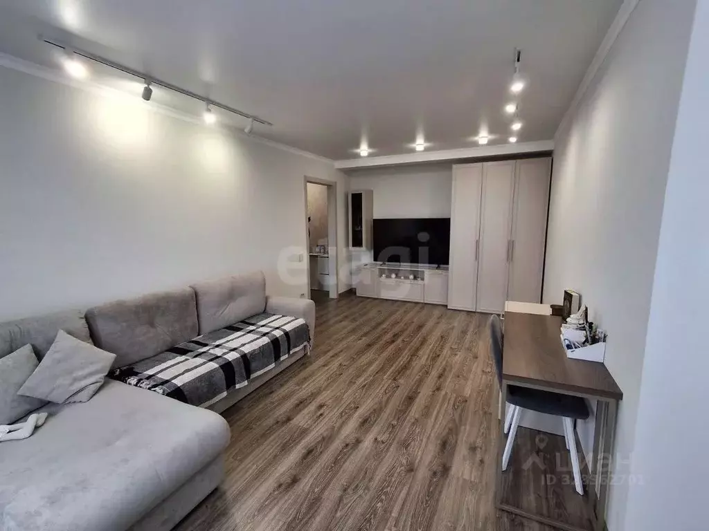 1-к кв. Курская область, Курск ул. Чернышевского, 68А (46.2 м) - Фото 1