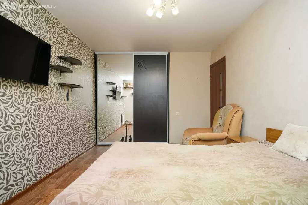 4-комнатная квартира: Казань, проспект Победы, 124 (85.1 м) - Фото 1