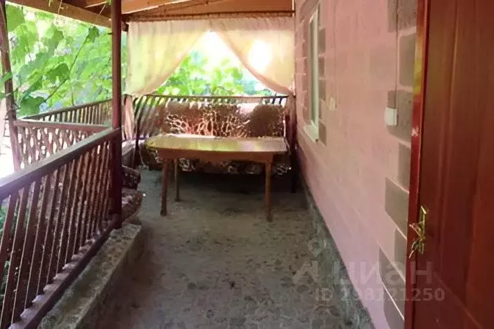 Дом в Крым, Судак городской округ, с. Морское ул. Мартынова, 31 (48 м) - Фото 0