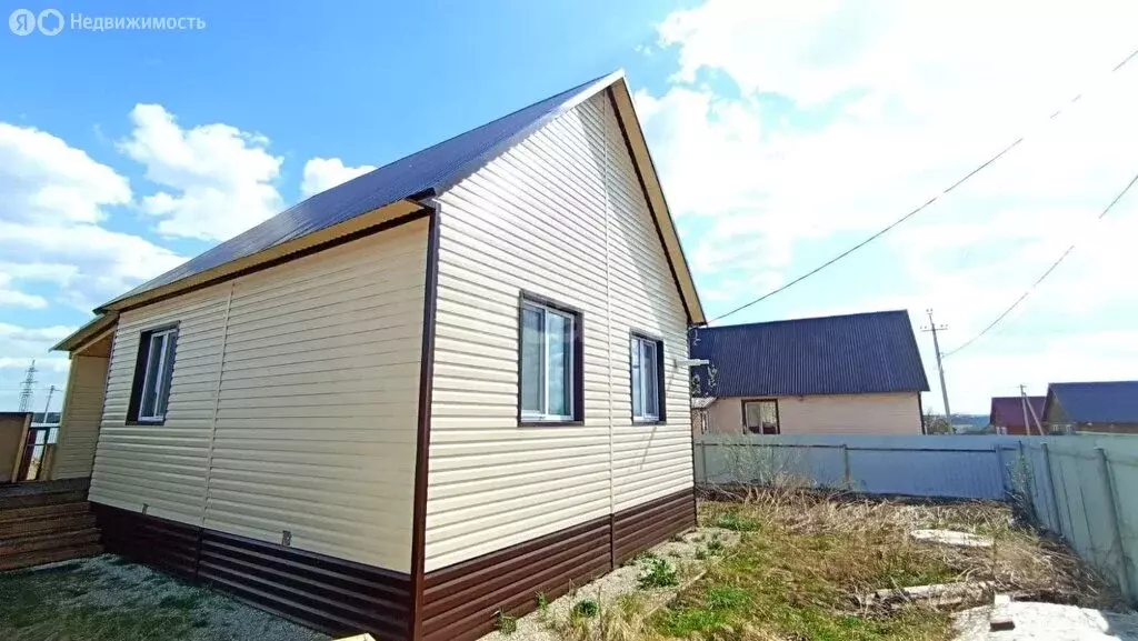 Дом в Республика Башкортостан, Иглинский сельсовет, село Иглино (60 м) - Фото 0