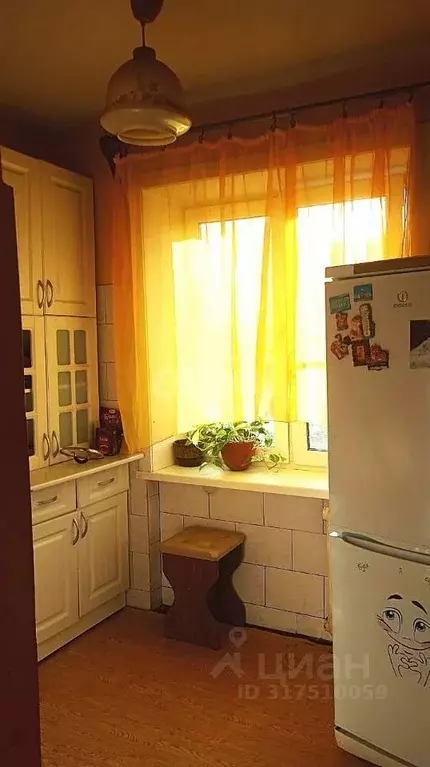 3-к кв. Сахалинская область, Холмск ул. 60 лет Октября, 5 (57.3 м) - Фото 0