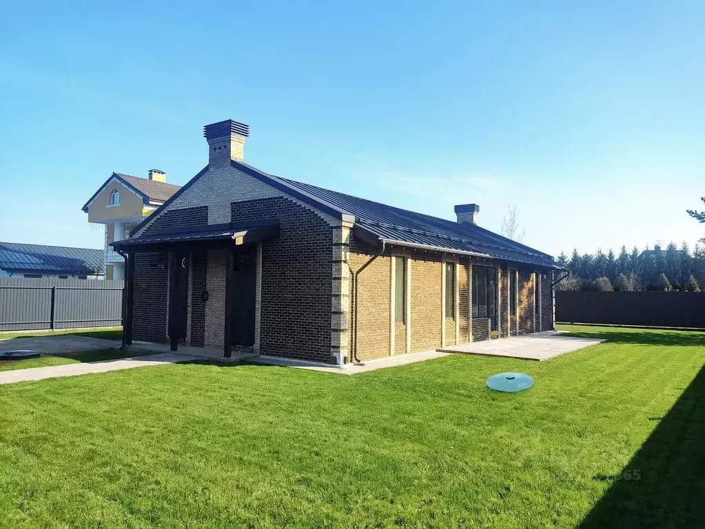 Коттедж в Московская область, Одинцовский городской округ, д. Сальково ... - Фото 1