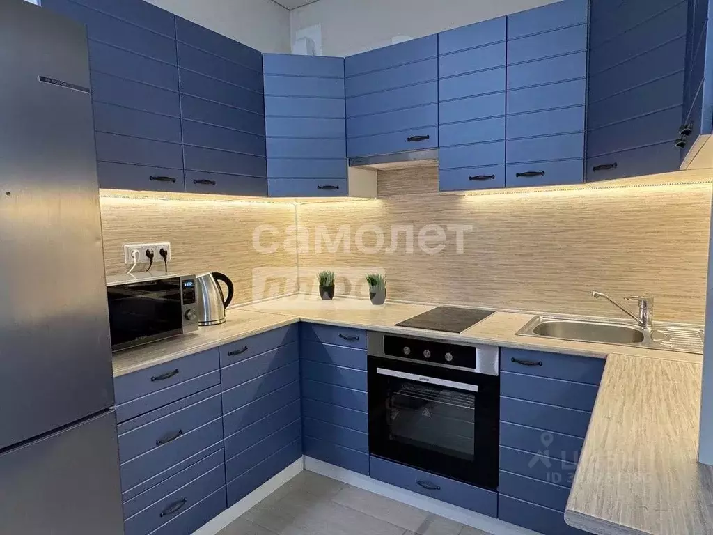 2-к кв. Челябинская область, Челябинск ул. Братьев Кашириных, 119 ... - Фото 2