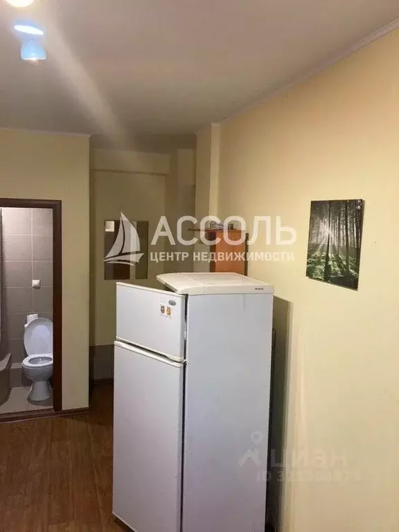 Помещение свободного назначения в Омская область, Омск просп. ... - Фото 1