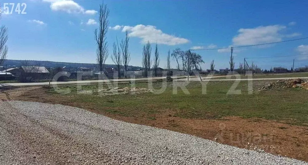 Участок в Севастополь с. Осипенко, ул. Ветеранов (4.0 сот.) - Фото 2