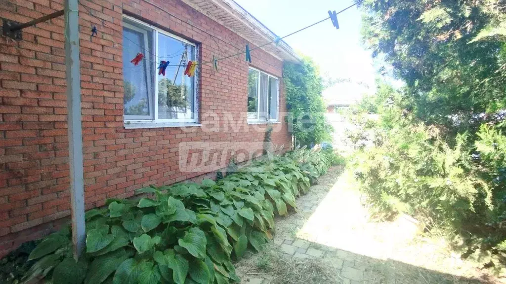 Дом в Краснодарский край, Динской район, Пластуновское с/пос, ... - Фото 1