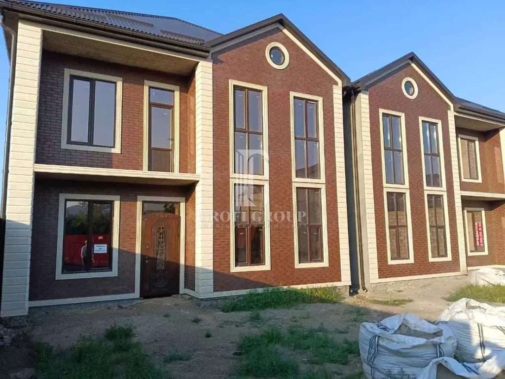 Дом в Дагестан, Махачкала Мотор кв-л, ул. 10-я Моторная, 39 (150 м) - Фото 1