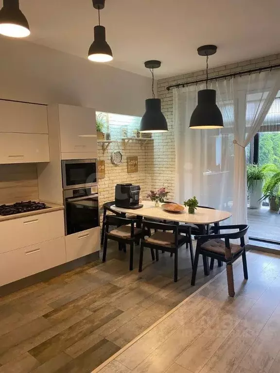 Таунхаус в Краснодарский край, Ейск Парковая ул. (175 м) - Фото 2