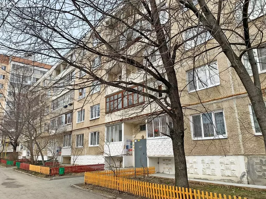 2-комнатная квартира: Среднеуральск, Набережная улица, 3А (47.2 м) - Фото 0