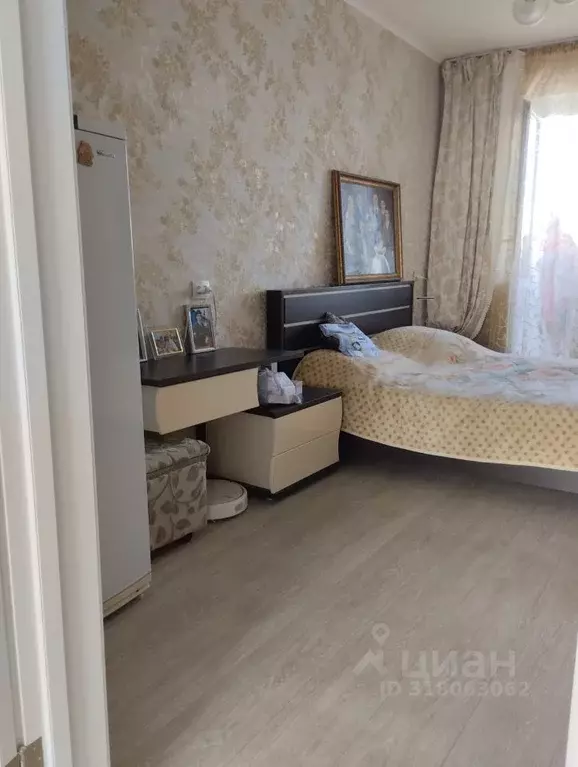 4-к кв. Ростовская область, Волгодонск ул. Черникова, 19 (76.1 м) - Фото 0