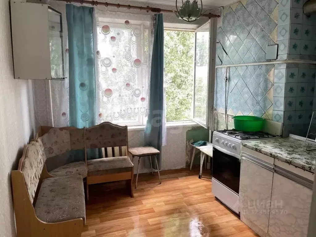 2-к кв. Саратовская область, Балашов Фестивальная ул., 8 (45.9 м) - Фото 2