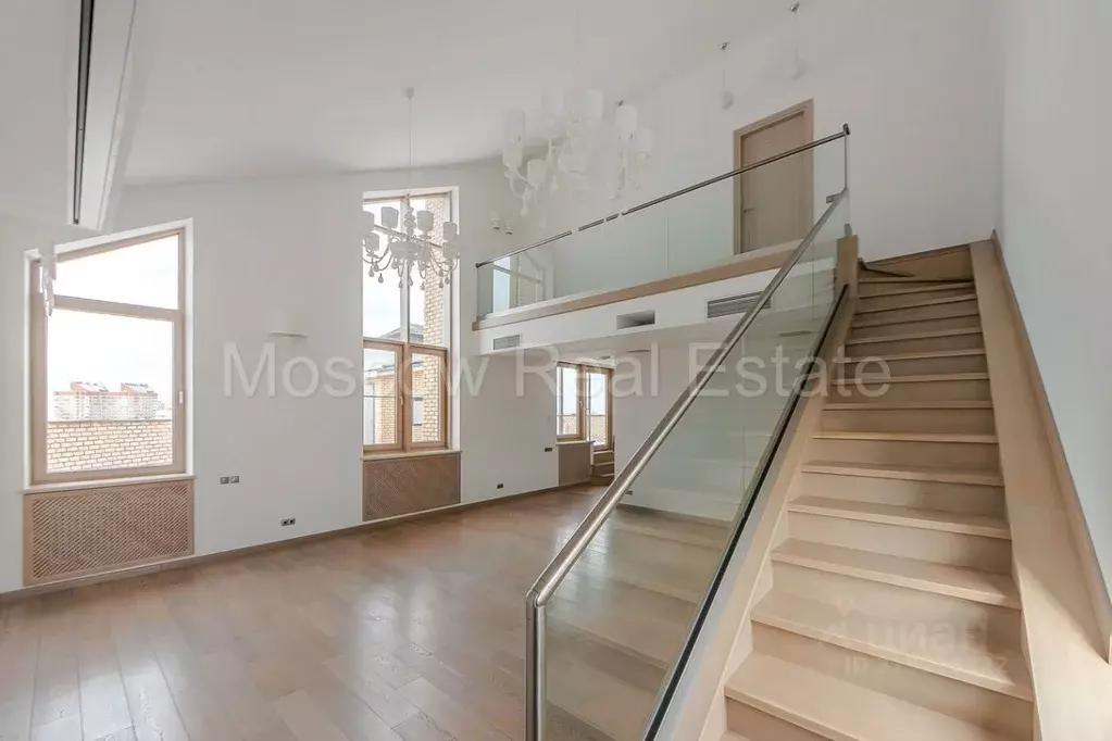 4-к кв. Москва ул. Новаторов, 8К2 (205.4 м) - Фото 0