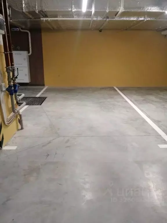 Гараж в Свердловская область, Екатеринбург пл. Октябрьская, 7 (17 м) - Фото 2