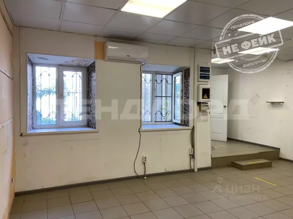 Помещение свободного назначения в Ростовская область, Новочеркасск ... - Фото 1