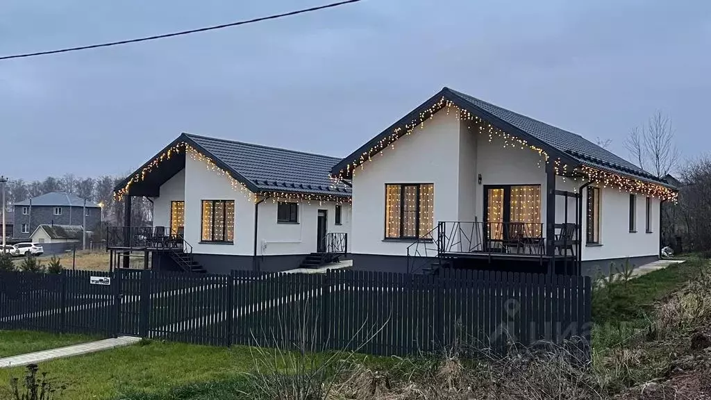 Дом в Московская область, Коломна городской округ, д. Семибратское ул. ... - Фото 1