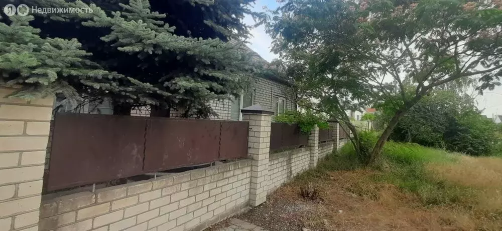 Дом в Крымск, Зелёная улица (230 м) - Фото 0