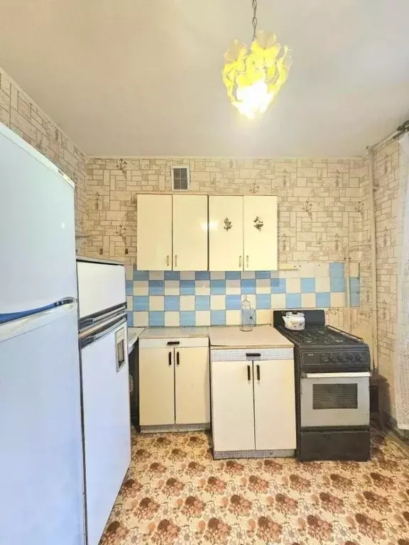 1-к кв. Татарстан, Казань ул. Железнодорожников, 15 (36.8 м) - Фото 2